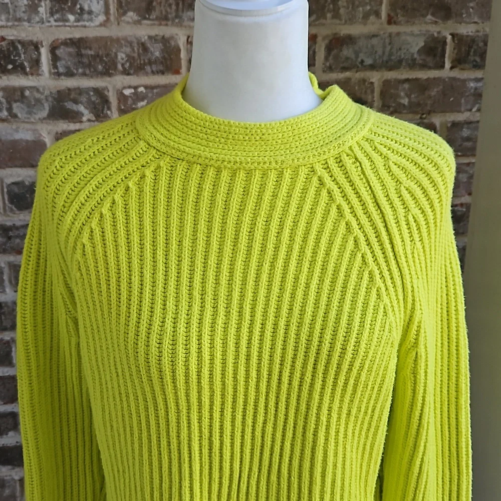 Banana Republic Yellow Cable Knit Sweater - Picture 2 of 4